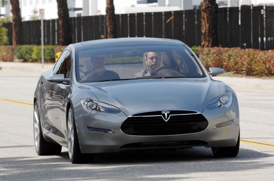  Tesla Model S 2009 года  (фото 31 из 44)